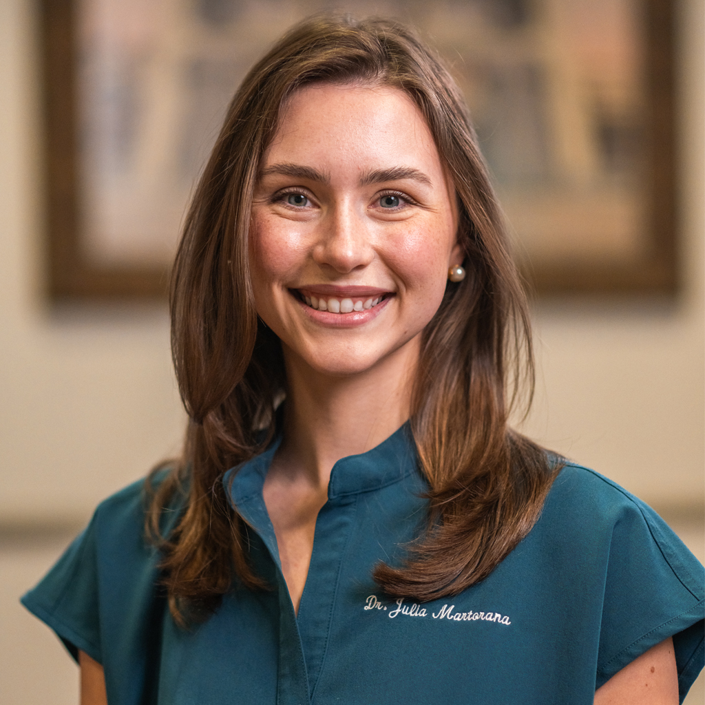Dr. Julia Martorana